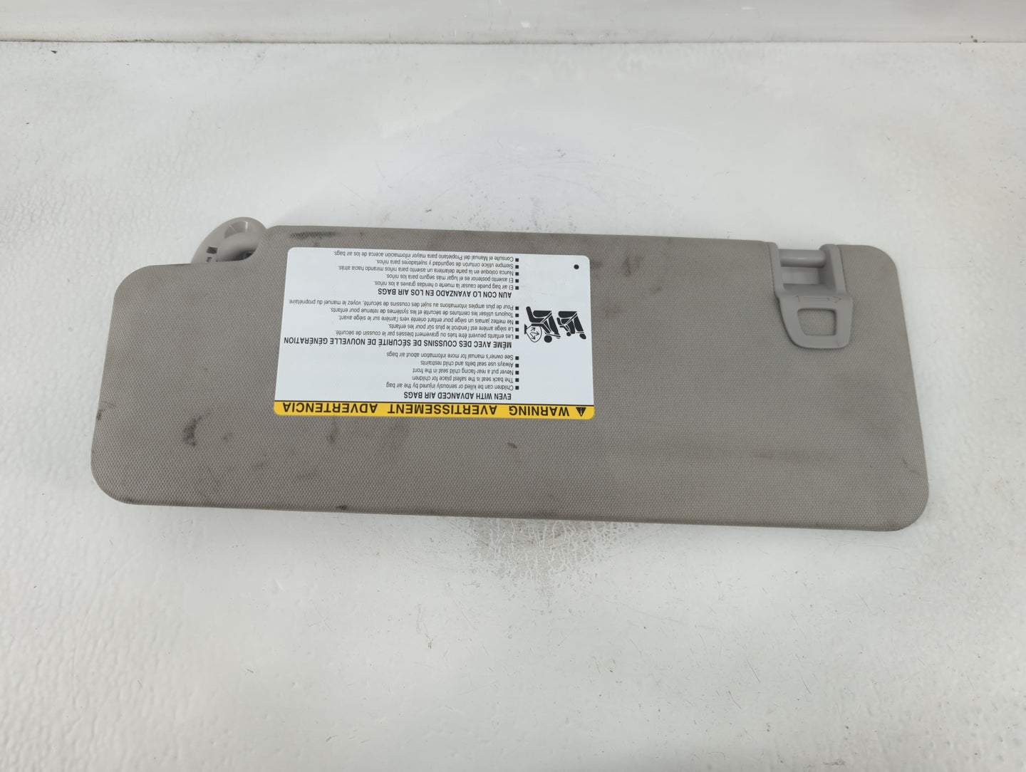 2021-2022 Toyota Sienna Sun Visor Shade Replacement Passenger Right Mirror Fits Fits 2021 2022 OEM Used Auto Parts - Oemused