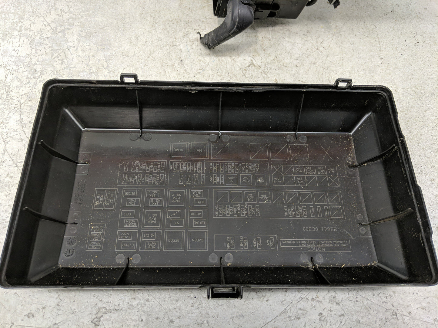 2016-2022 Toyota Tacoma Fusebox Fuse Box Panel Relay Module P/N:82661-0C300 Fits Fits 2016 2017 2018 2019 2020 2021 2022 OEM