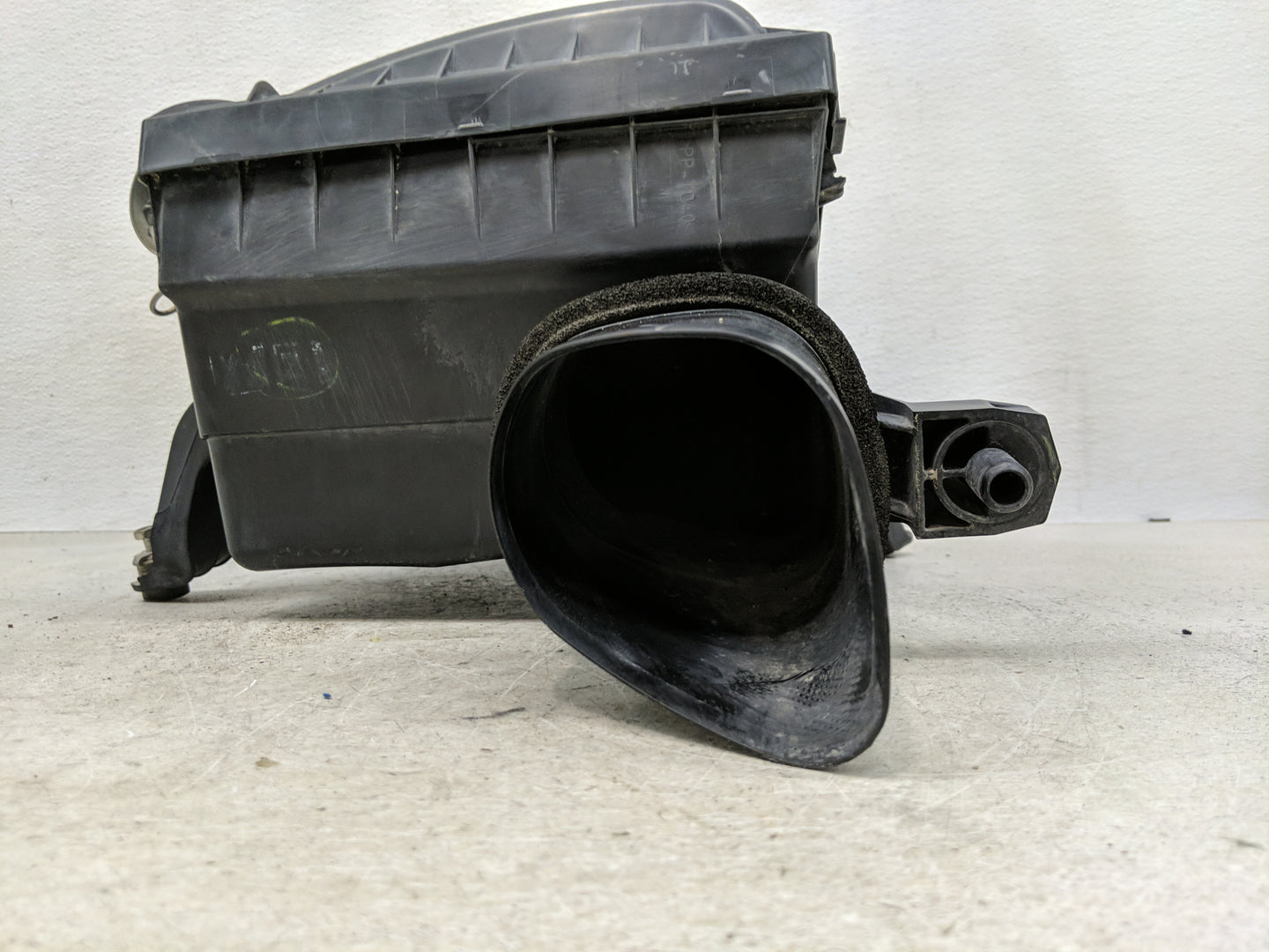 2016-2022 Toyota Tacoma Air Cleaner Intake-duct Hose Tube - Oemusedautoparts1.com