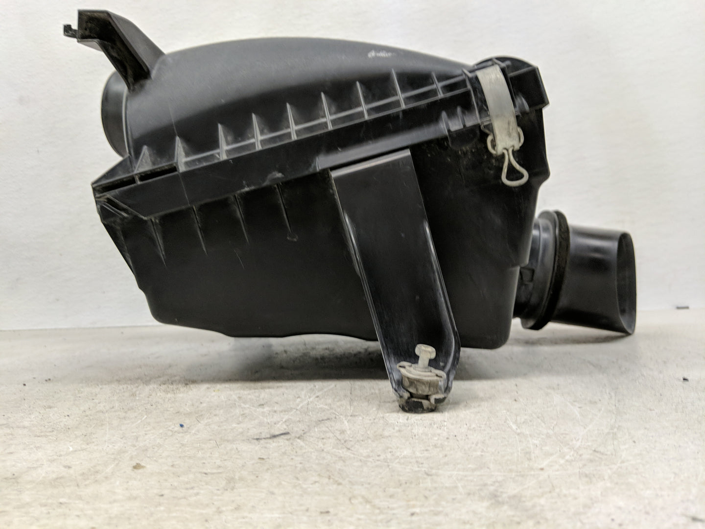 2016-2022 Toyota Tacoma Air Cleaner Intake-duct Hose Tube - Oemusedautoparts1.com