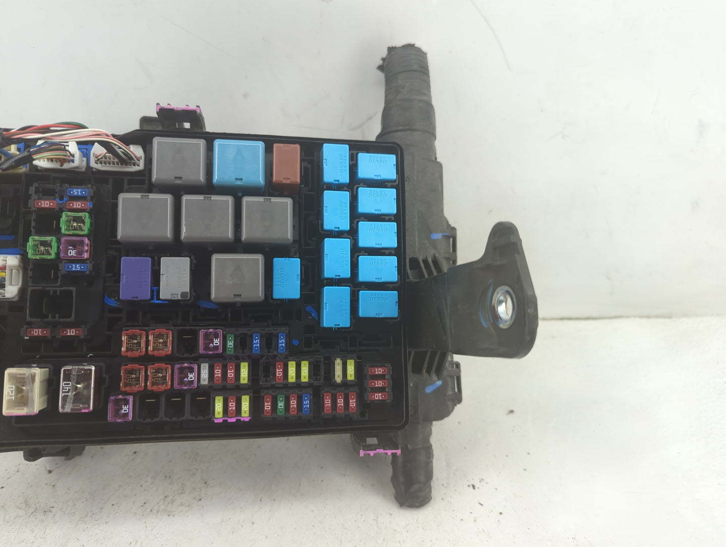 2016-2022 Toyota Tacoma Fusebox Fuse Box Panel Relay Module Fits Fits 2016 2017 2018 2019 2020 2021 2022 OEM Used Auto Parts