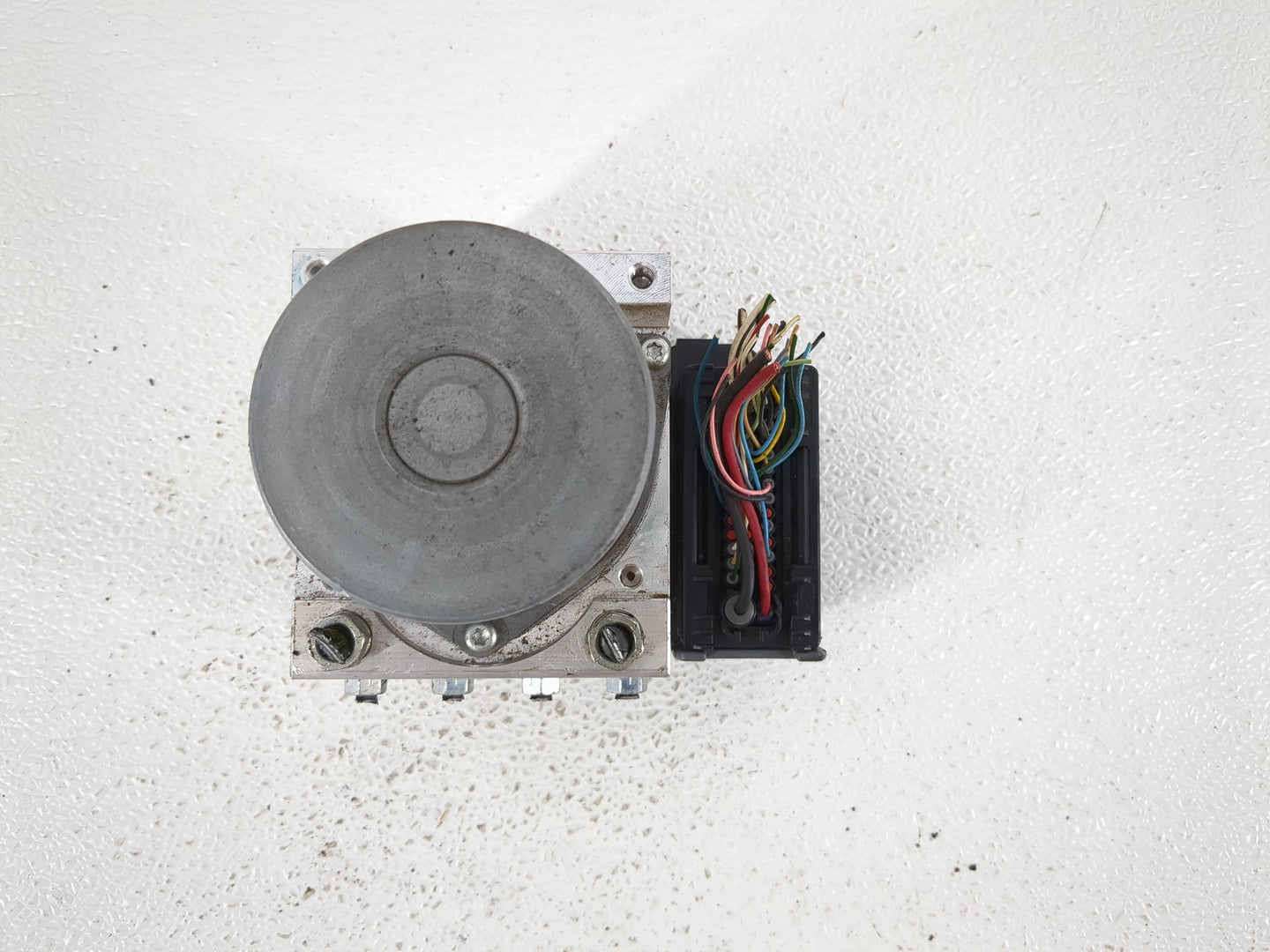 2022 Toyota Tundra ABS Pump Control Module Replacement P/N:44540-04200 89541-04390 Fits OEM Used Auto Parts - Oemusedautopar