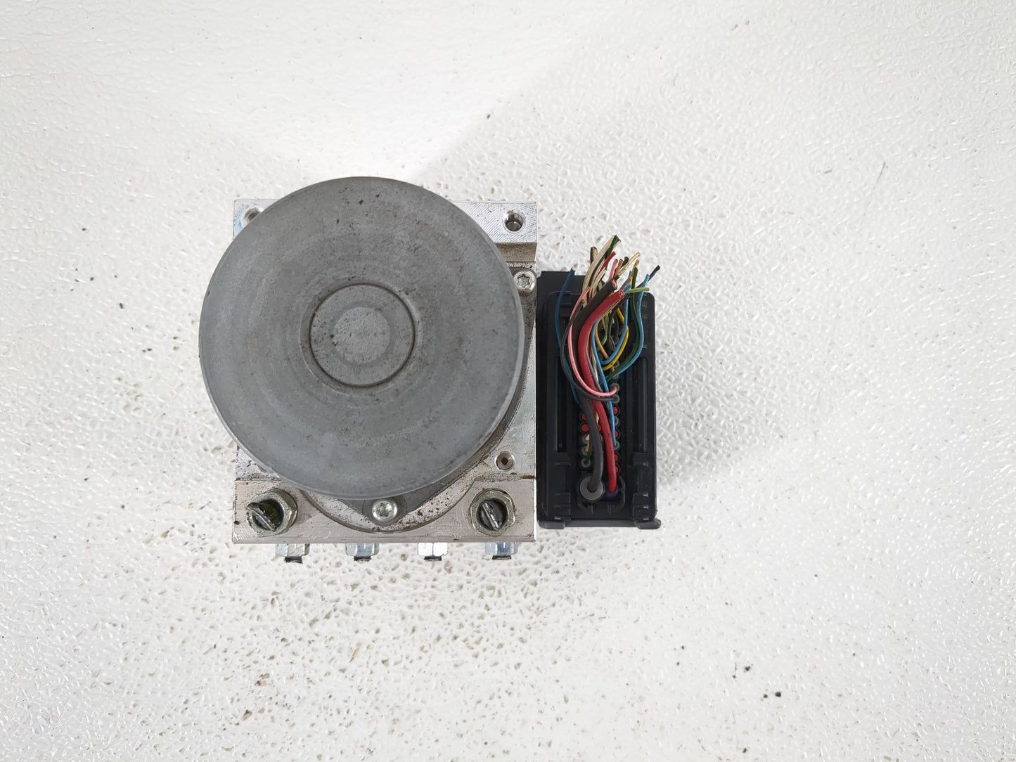 2022 Toyota Tundra ABS Pump Control Module Replacement P/N:44540-04200 89541-04390 Fits OEM Used Auto Parts - Oemusedautopar