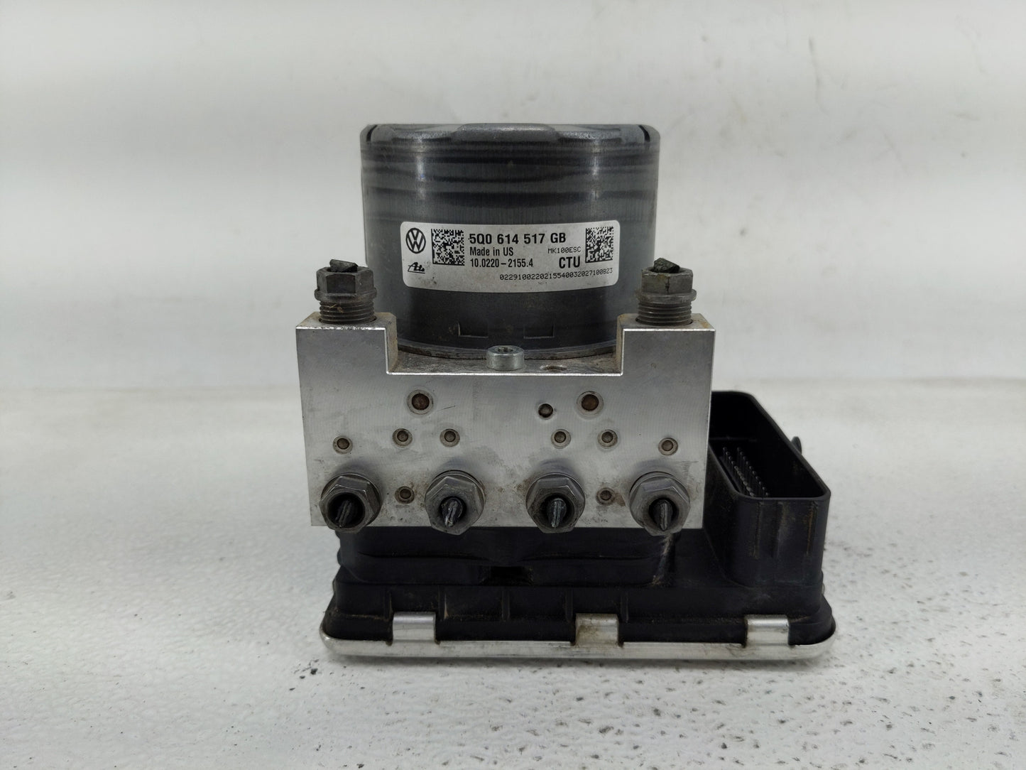 2023 Volkswagen Atlas ABS Pump Control Module Replacement P/N:5Q0 614 517 GB Fits Fits 2021 2022 OEM Used Auto Parts - Oemus