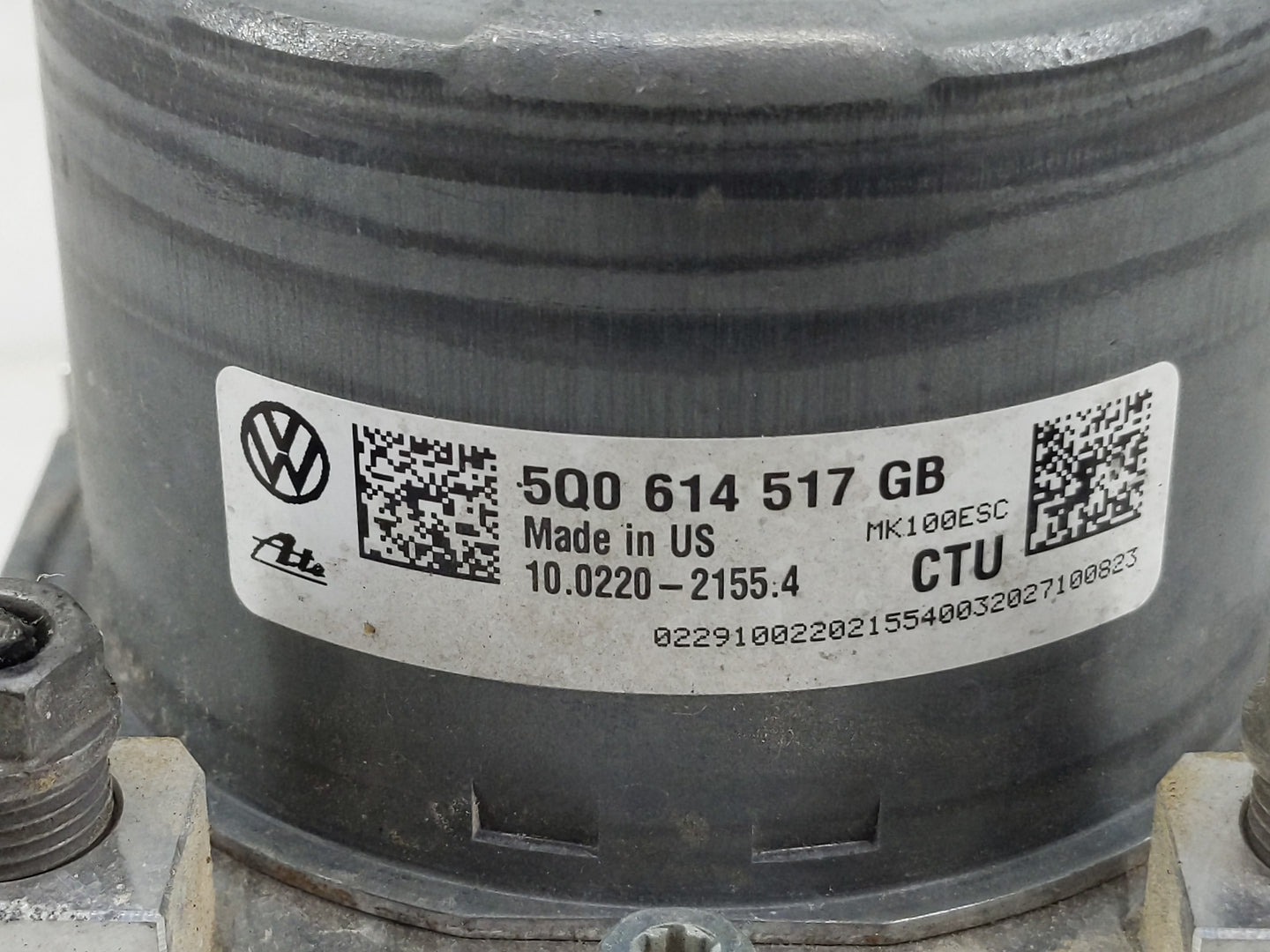 2023 Volkswagen Atlas ABS Pump Control Module Replacement P/N:5Q0 614 517 GB Fits Fits 2021 2022 OEM Used Auto Parts - Oemus