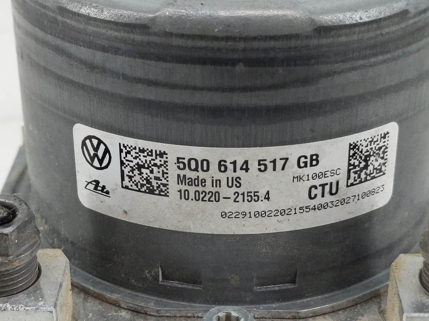 2023 Volkswagen Atlas ABS Pump Control Module Replacement P/N:5Q0 614 517 GB Fits Fits 2021 2022 OEM Used Auto Parts - Oemus