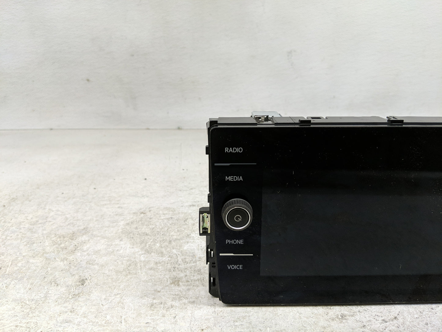 2018-2022 Volkswagen Atlas Information Display Screen - Oemusedautoparts1.com