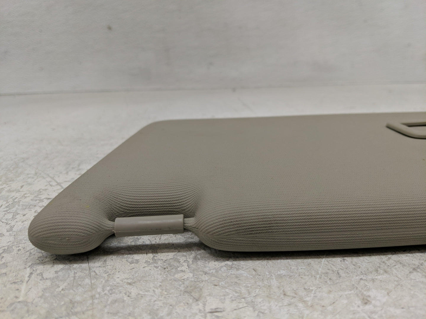 2018-2022 Volkswagen Atlas Sun Visor Shade Replacement Passenger Right Mirror Fits Fits 2018 2019 2020 2021 2022 OEM Used Au