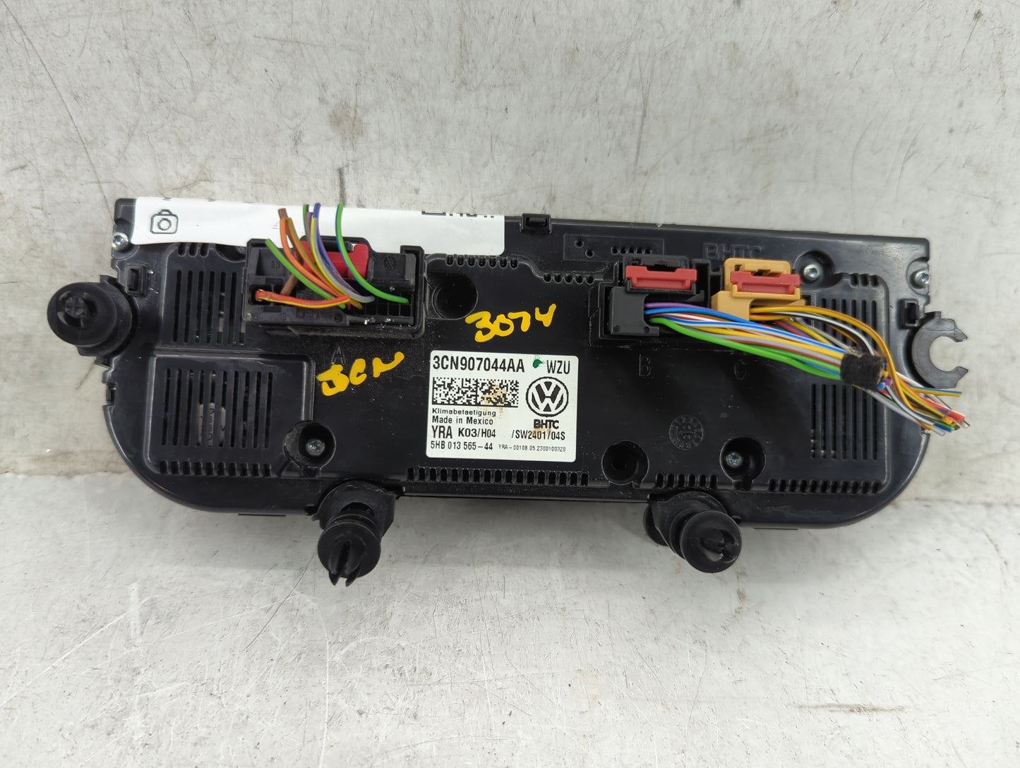 2023 Volkswagen Atlas Climate Control Module Temperature AC/Heater Replacement P/N:3CN907044AA Fits OEM Used Auto Parts - Oe
