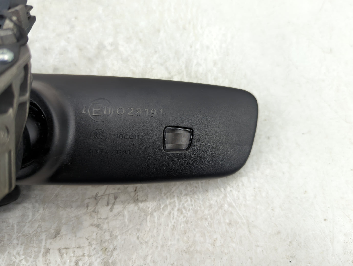 2020-2022 Volkswagen Atlas Interior Rear View Mirror Replacement OEM P/N:E11028191 Fits Fits 2020 2021 2022 OEM Used Auto Pa