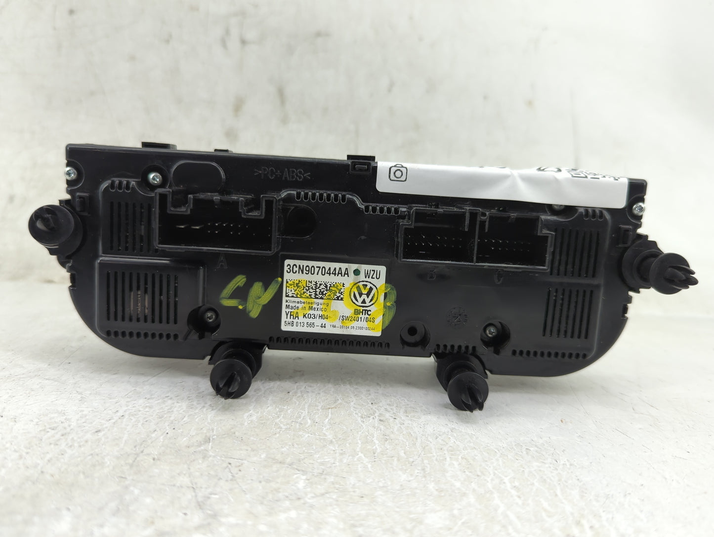 2023 Volkswagen Atlas Climate Control Module Temperature AC/Heater Replacement P/N:3CN907044AA Fits OEM Used Auto Parts - Oe