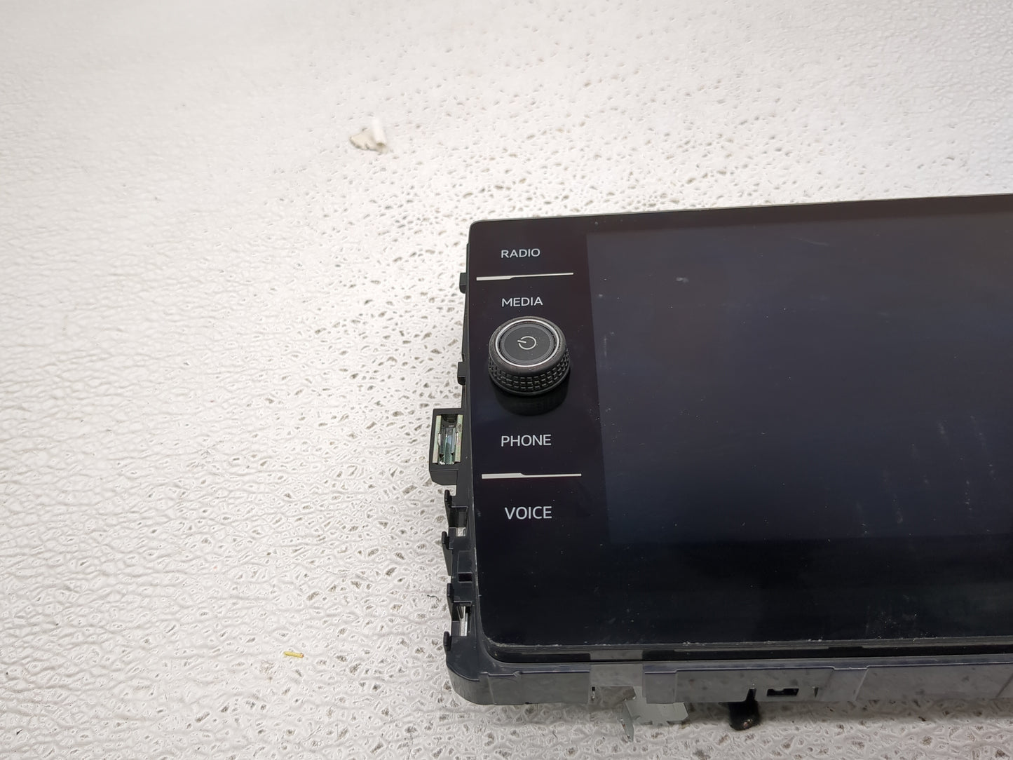 2018-2022 Volkswagen Atlas Information Display Screen - Oemusedautoparts1.com