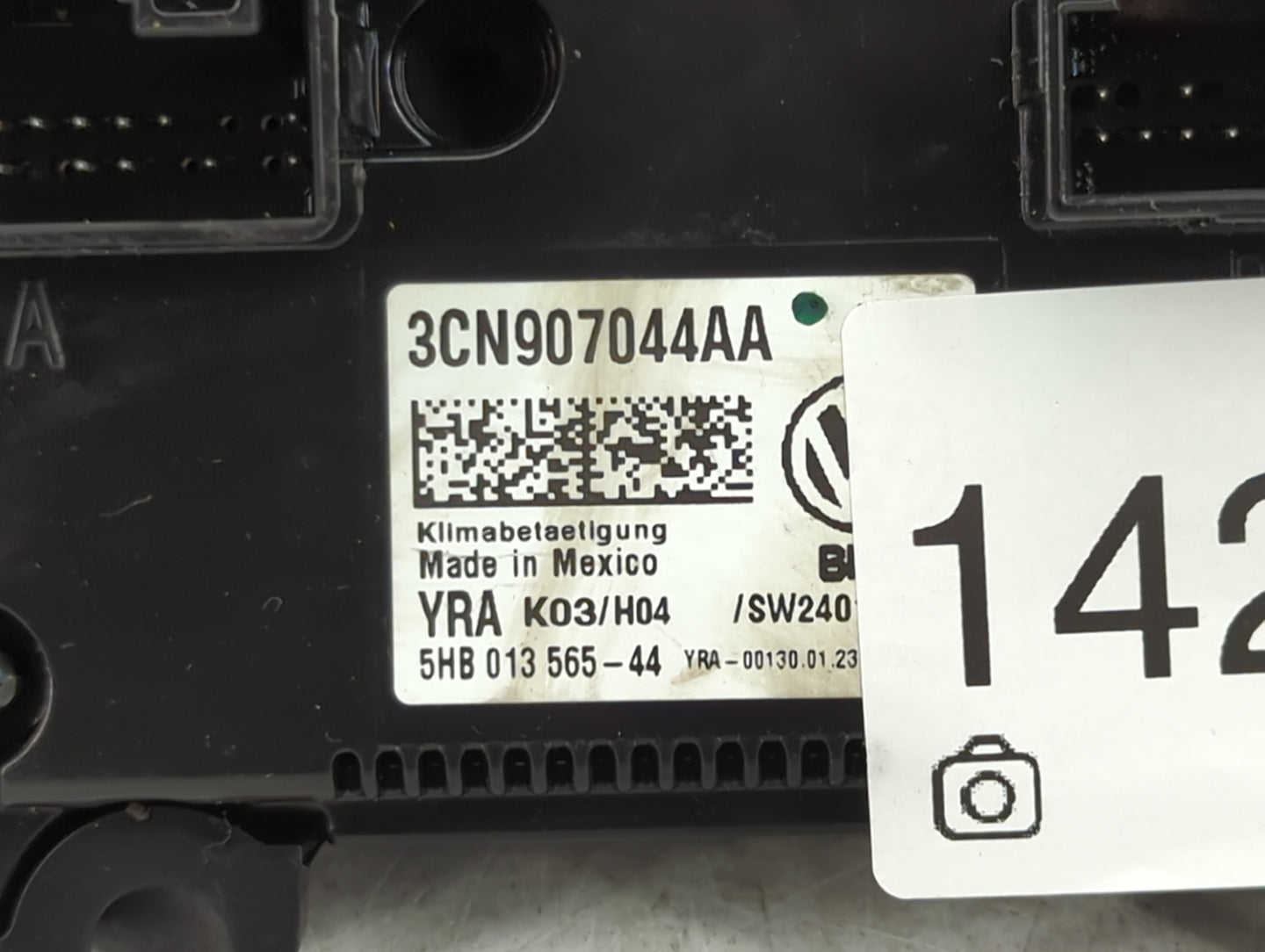 2023 Volkswagen Atlas Climate Control Module Temperature AC/Heater Replacement P/N:3CN907044AA 5HB013565-44 Fits OEM Used Au