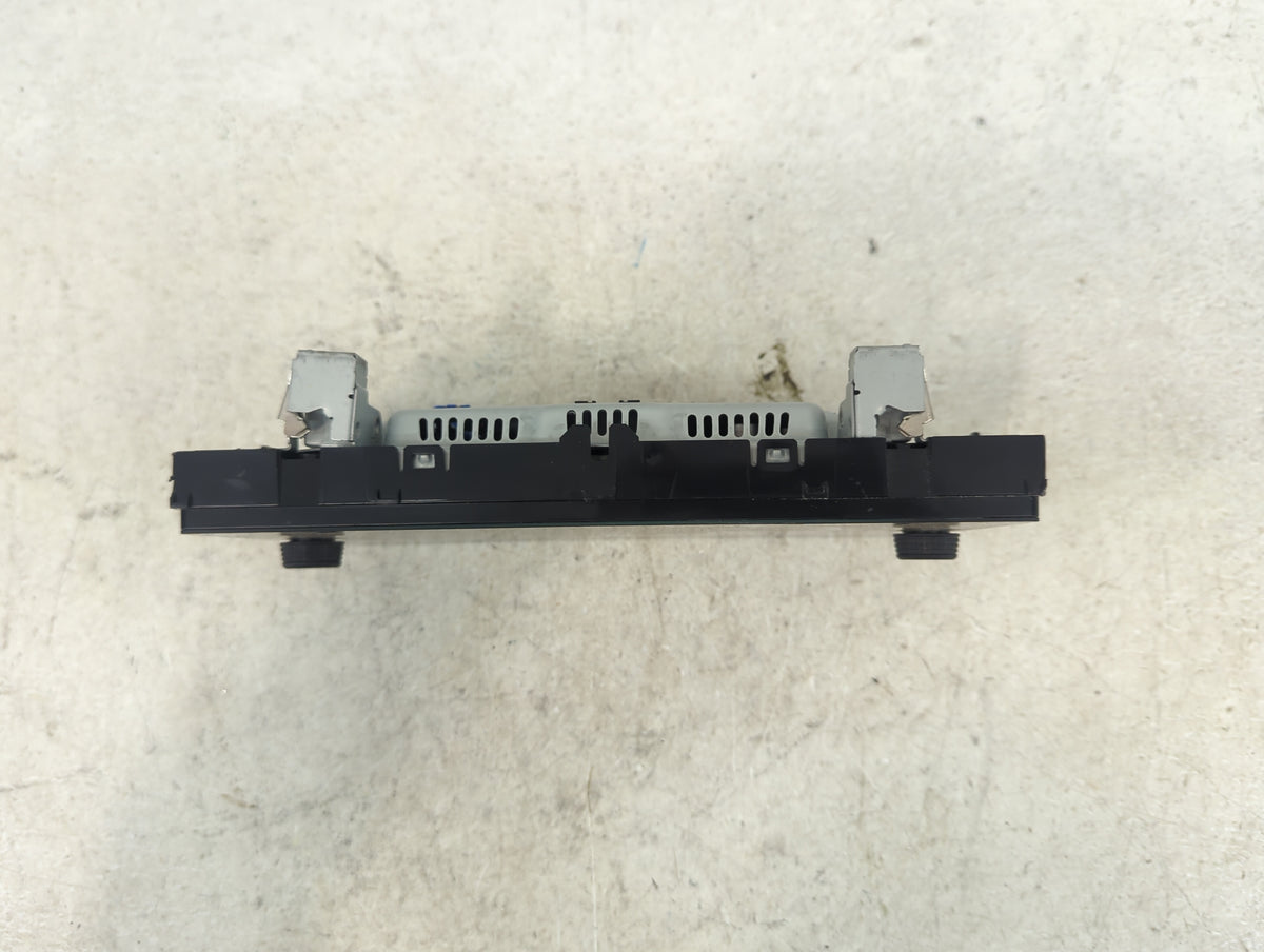 2018-2022 Volkswagen Atlas Information Radio Display Screen 1468924 - Oemusedautoparts1.com