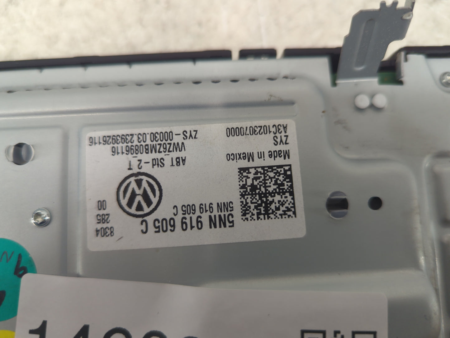 2018-2022 Volkswagen Atlas Information Display Screen 1468924 - Oemusedautoparts1.com