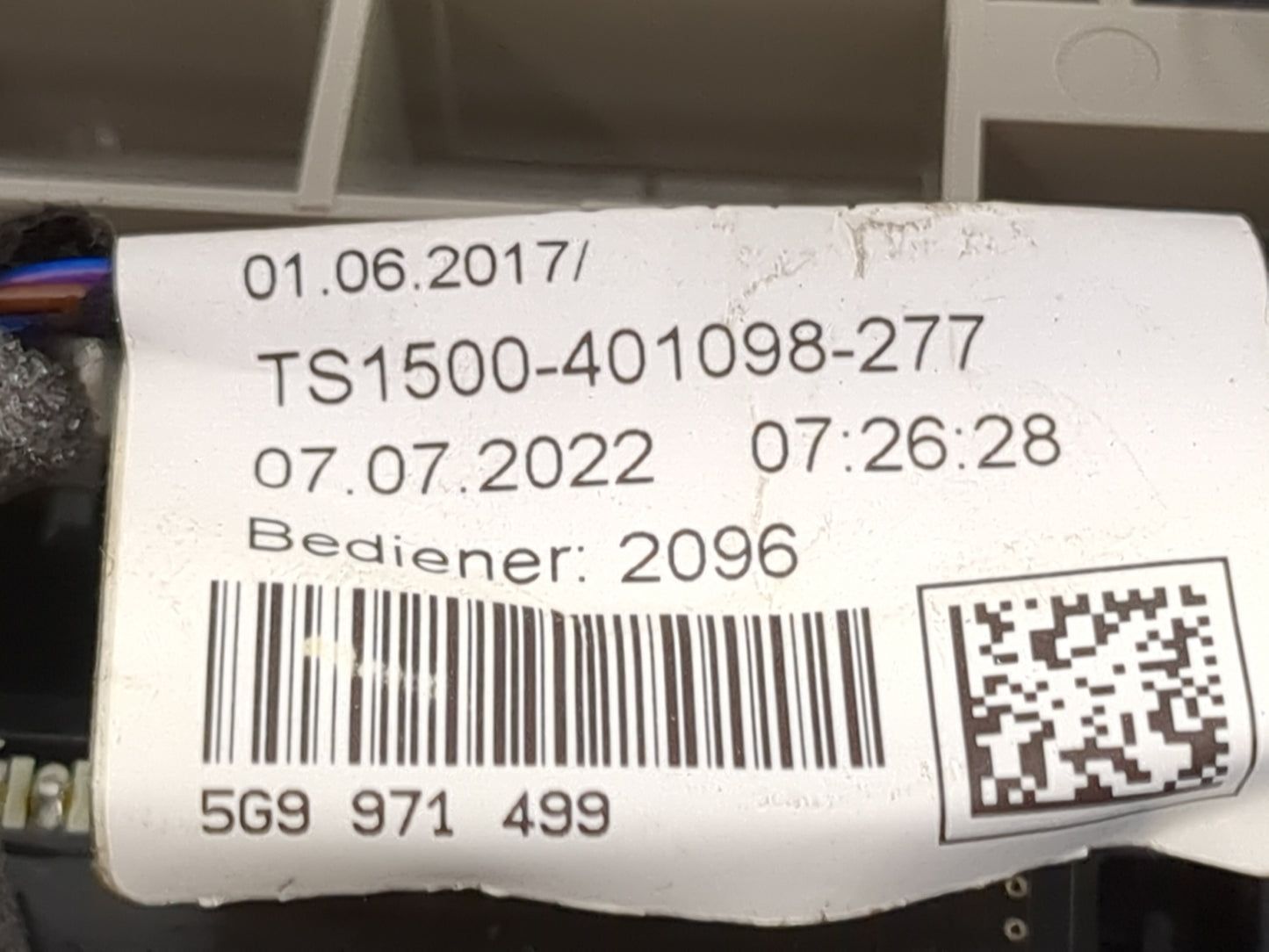 2023 Volkswagen Atlas Overhead Roof Console Tan - Oemusedautoparts1.com