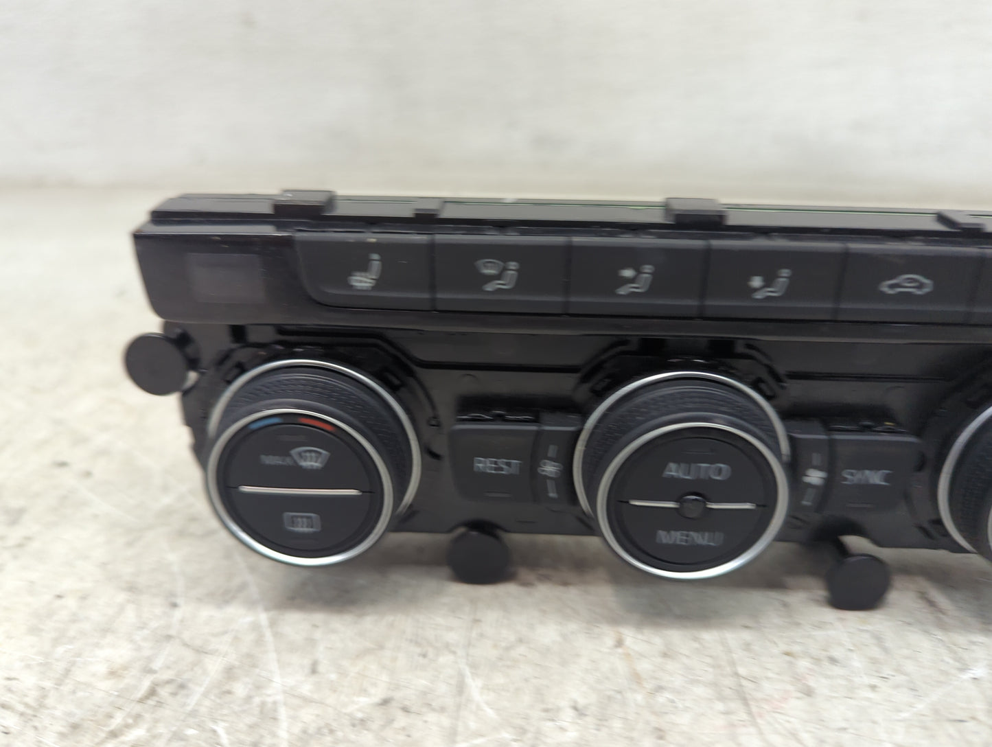 2023 Volkswagen Atlas Climate Control Module Temperature AC/Heater Replacement P/N:3CN907044AA 5HB013565-44 Fits OEM Used Au