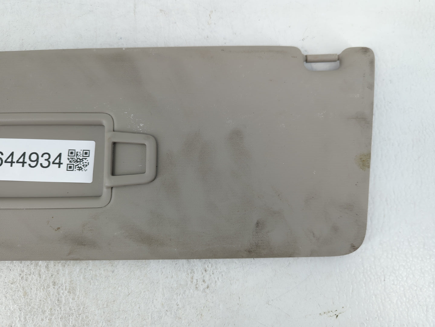 2020-2022 Volkswagen Atlas Sun Visor Shade Replacement Driver Left Mirror Fits Fits 2020 2021 2022 OEM Used Auto Parts - Oem