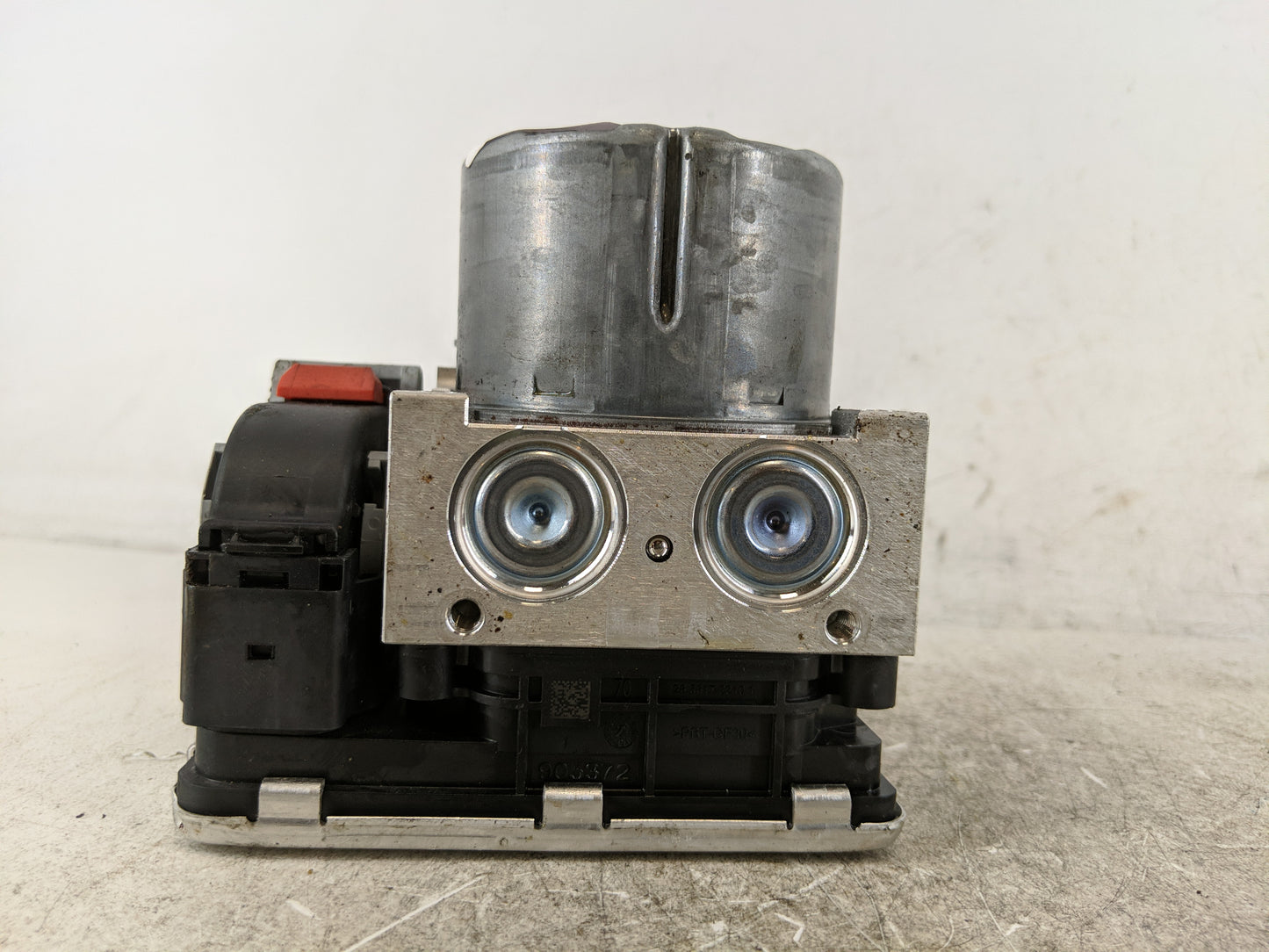 2023 Volkswagen Jetta ABS Pump Control Module Replacement P/N:5Q0 614 517 GB Fits Fits 2021 2022 OEM Used Auto Parts - Oemus