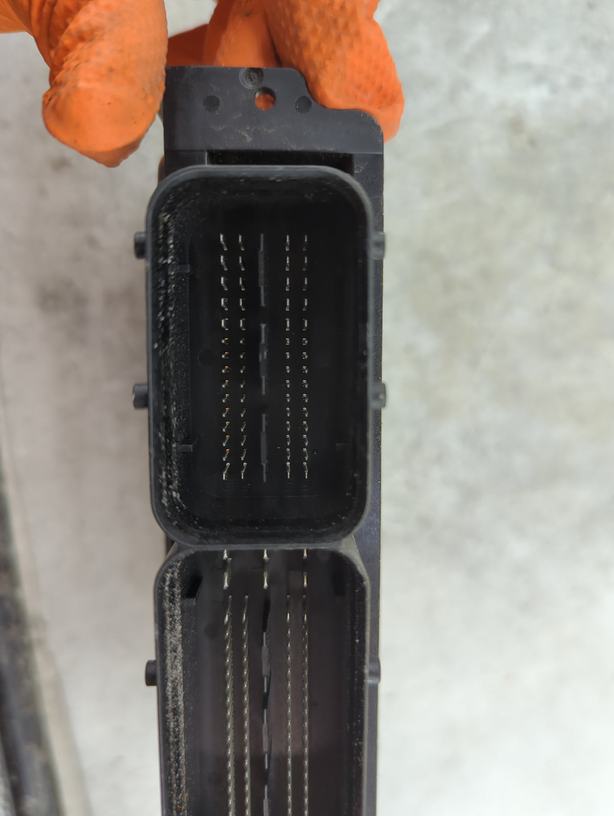 2023 Volkswagen Jetta PCM Engine Control Computer ECU ECM PCU OEM P/N:05E907309BB 0261S103DP Fits OEM Used Auto Parts - Oemu