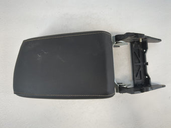 compare product 2020-2022 Volkswagen Tiguan Center Console Armrest Cover Lid Fits Fits 2020 2021 2022 OEM Used Auto Parts