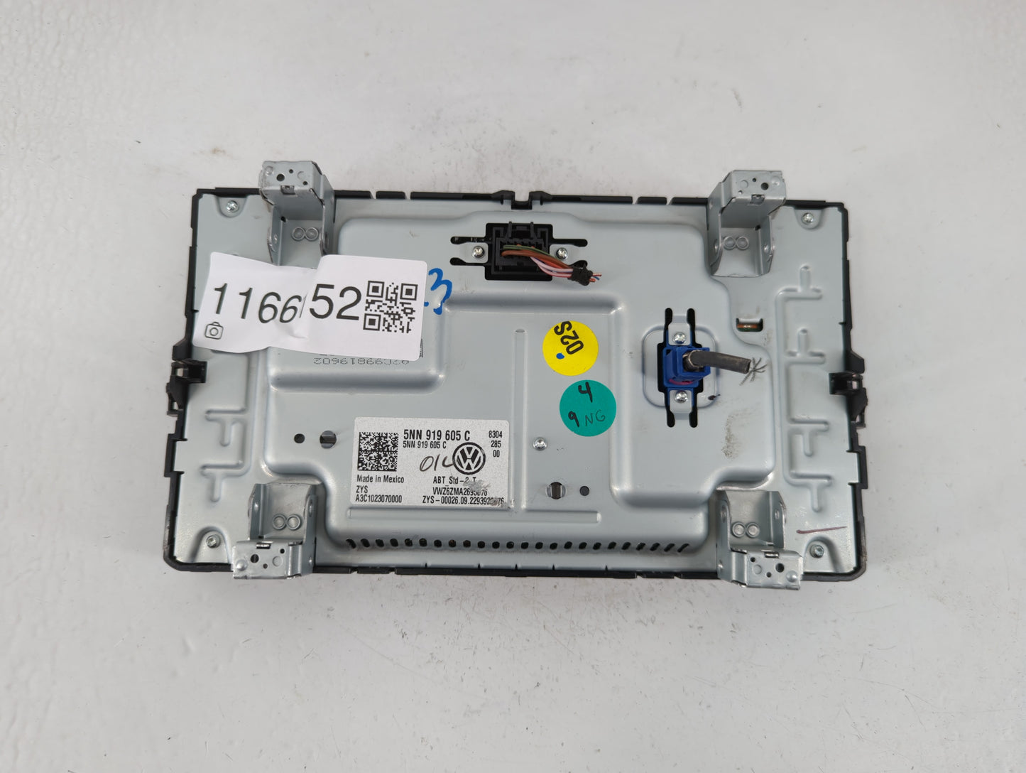 2022 Volkswagen Tiguan Radio AM FM Cd Player Receiver Replacement P/N:5NN 919 605 C Fits Fits 2021 OEM Used Auto Parts - Oem