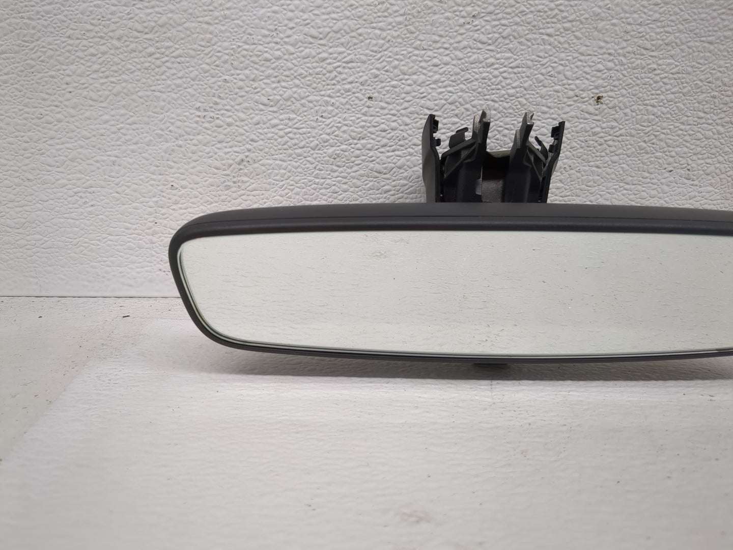 2023 Volkswagen Tiguan Interior Rear View Mirror Replacement OEM Fits OEM Used Auto Parts - Oemusedautoparts1.com