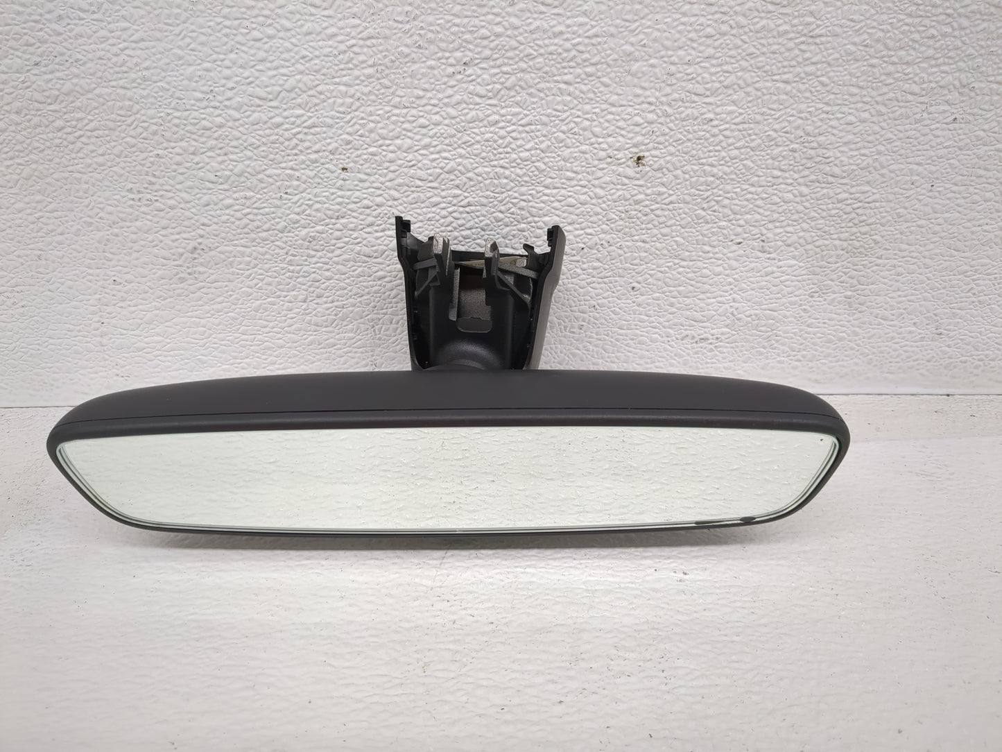 2023 Volkswagen Tiguan Interior Rear View Mirror Replacement OEM Fits OEM Used Auto Parts - Oemusedautoparts1.com