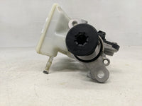 2018-2022 Volkswagen Tiguan Brake Master Cylinder - Oemusedautoparts1.com