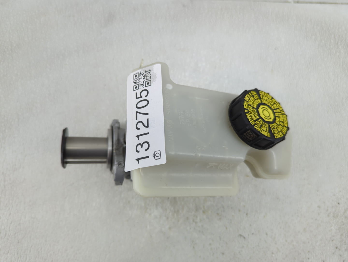 2018-2022 Volkswagen Tiguan Brake Master Cylinder - Oemusedautoparts1.com