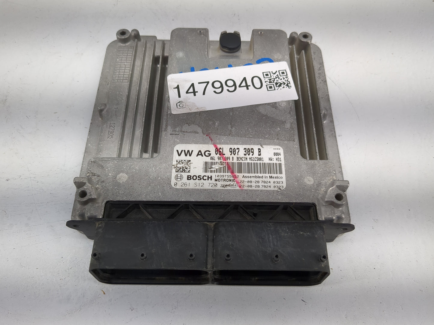 2022 Volkswagen Tiguan PCM Engine Control Computer ECU ECM PCU OEM P/N:06L907309B 0261S12720 Fits OEM Used Auto Parts - Oemu