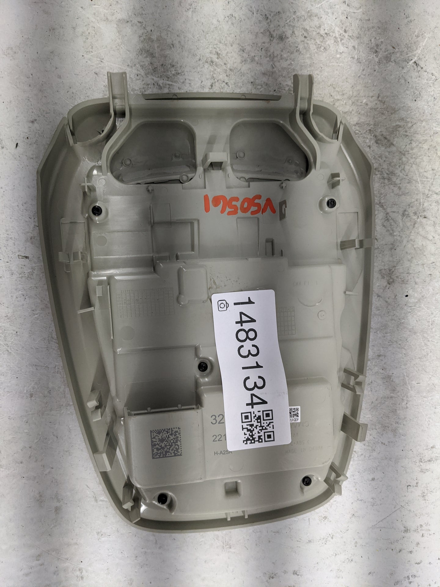 2023 Volvo S90 Overhead Roof Console Beige 1483134 - Oemusedautoparts1.com