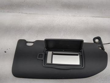 2019-2020 Volvo Xc40 Sun Visor Shade Replacement Passenger Right Mirror Fits Fits 2018 2019 2020 2021 OEM Used Auto Parts