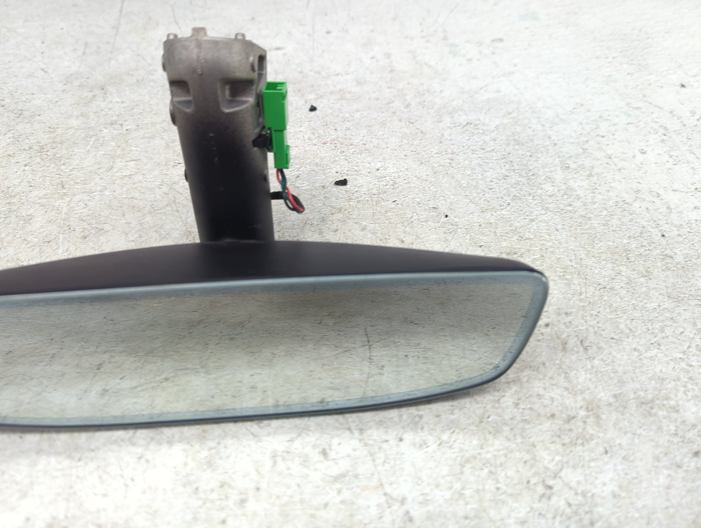 2023 Volvo Xc40 Interior Rear View Mirror Replacement OEM Fits OEM Used Auto Parts - Oemusedautoparts1.com