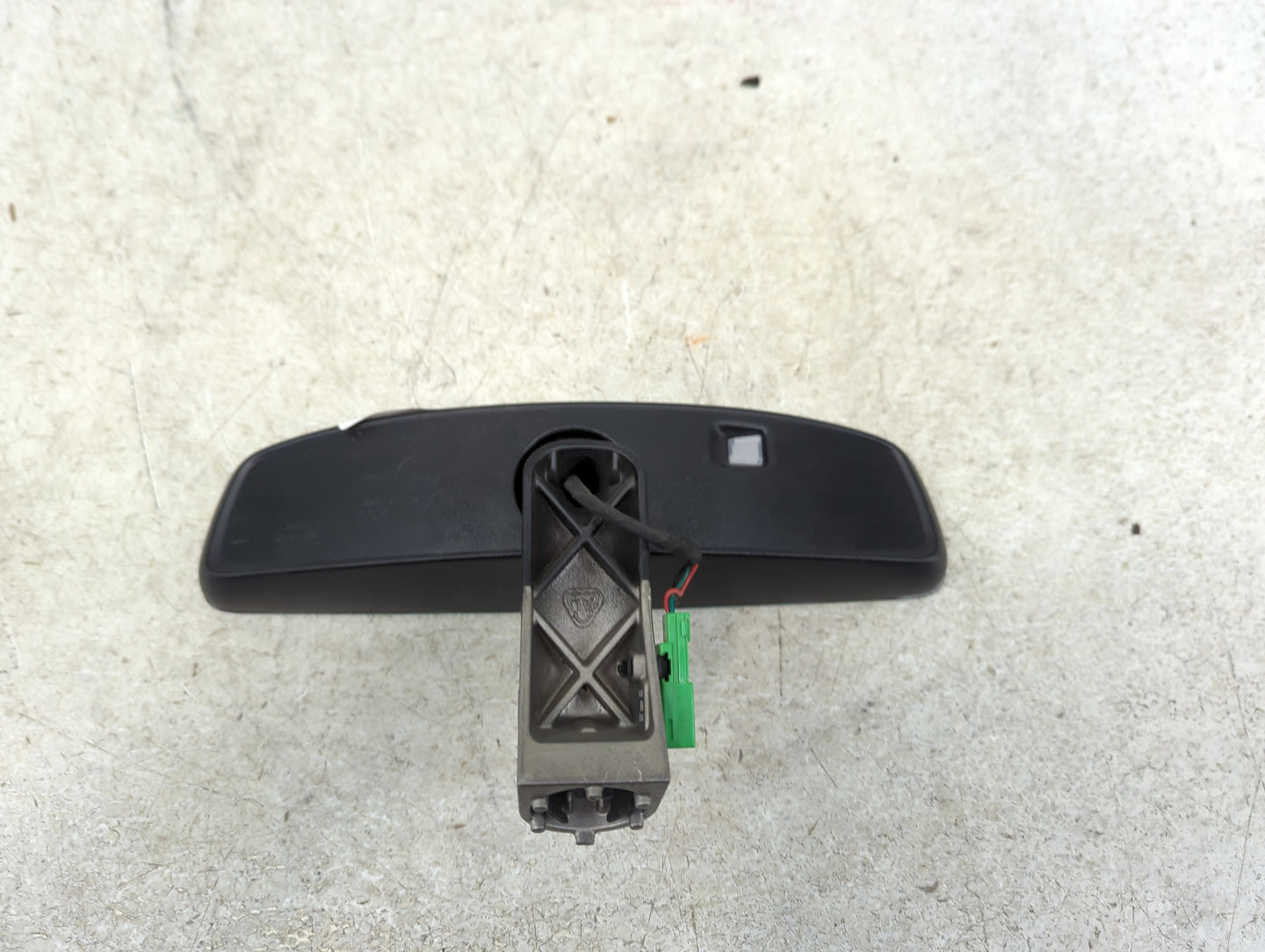 2023 Volvo Xc40 Interior Rear View Mirror Replacement OEM Fits OEM Used Auto Parts - Oemusedautoparts1.com