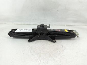 compare product 2023 Volvo Xc60 Spare Scissor Car Jack