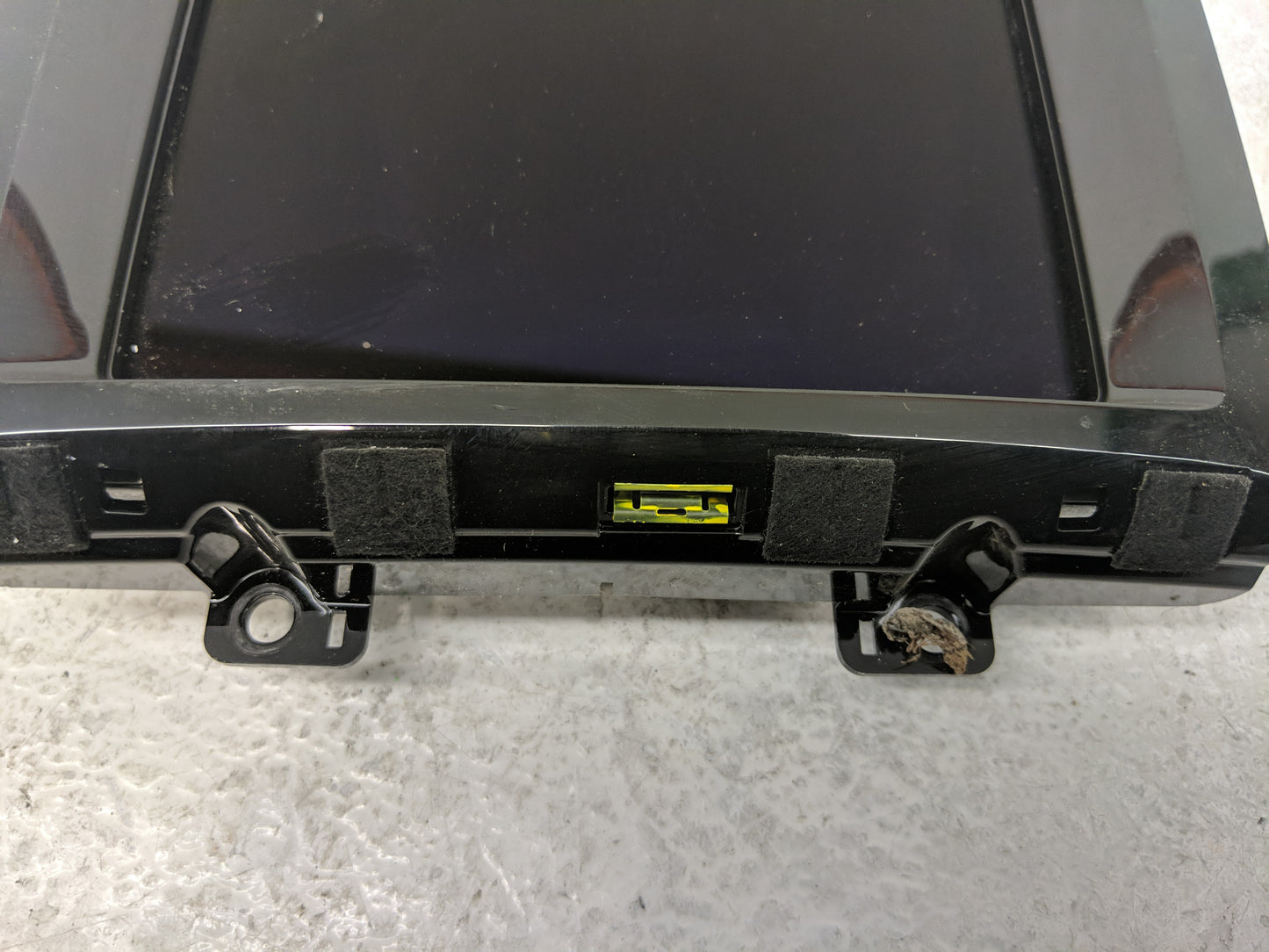 2023 Volvo Xc60 Information Display Screen - Oemusedautoparts1.com