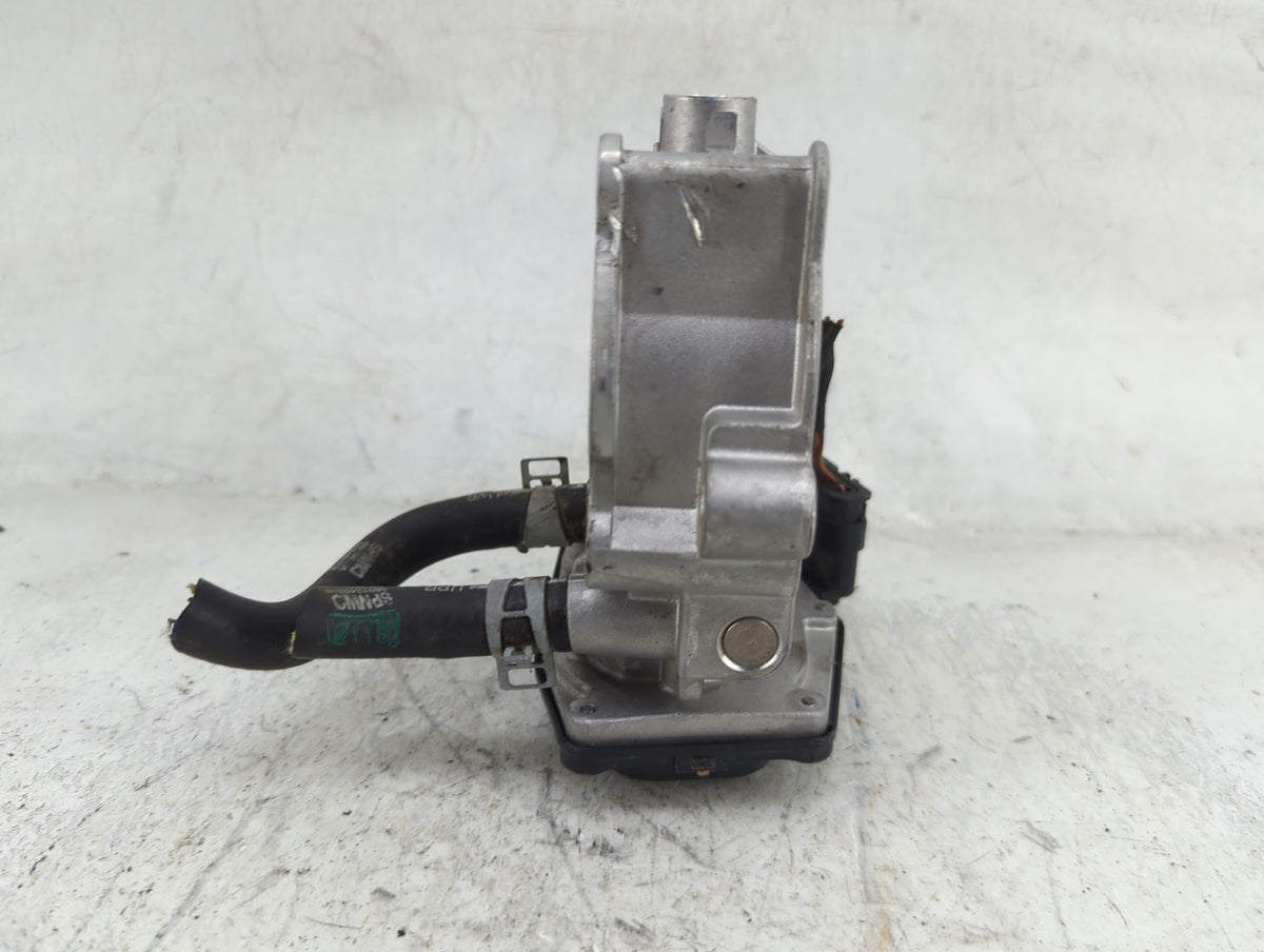 2023 Volvo Xc60 Throttle Body P/N:32249 Fits OEM Used Auto Parts - Oemusedautoparts1.com