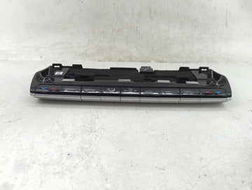 2023 Wagoneer Wagoneer Climate Control Module Temperature AC/Heater Replacement P/N:P68423822AG TKDKA061300200 Fits OEM Used