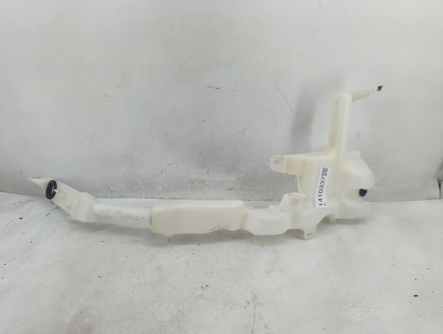 Acura Integra Windshield Washer Fluid Reservoir Bottle Oem - Oemusedautoparts1.com