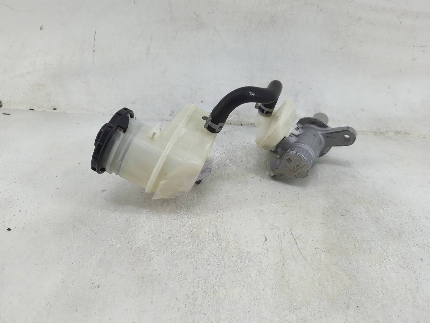 2022-2022 Acura Mdx Brake Master Cylinder - Oemusedautoparts1.com