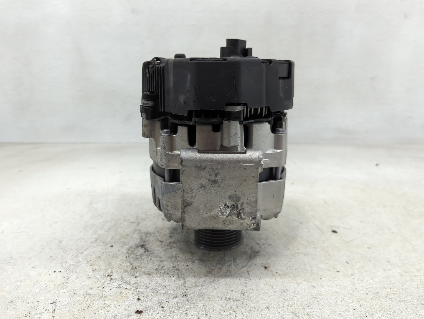 2024 Audi A3 Alternator Replacement Generator Charging Assembly Engine OEM P/N:06Q 903 018 Fits OEM Used Auto Parts - Oemuse