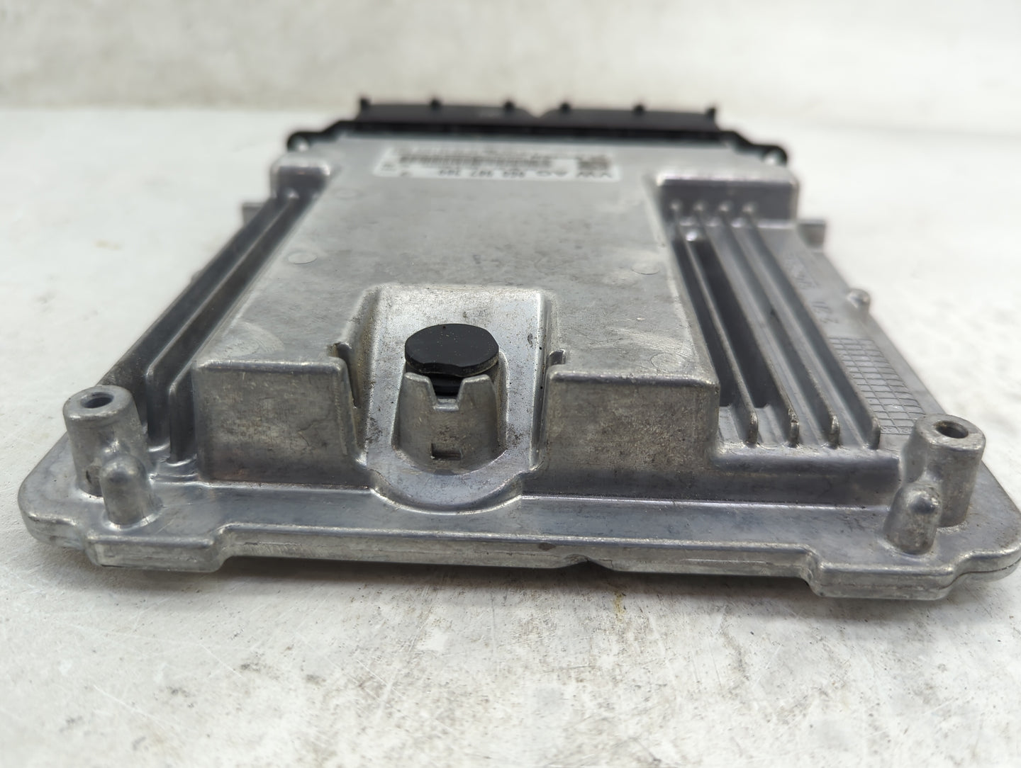 2024 Audi A3 PCM Engine Control Computer ECU ECM PCU OEM P/N:06Q907309 0261S21716 Fits OEM Used Auto Parts - Oemusedautopart