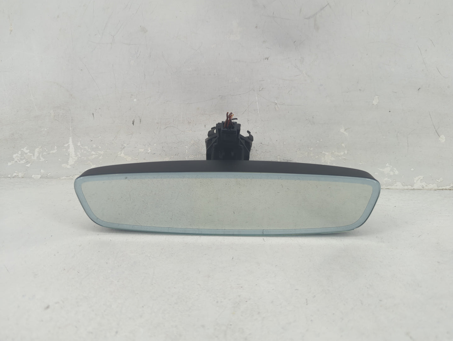 2024 Audi A4 Interior Rear View Mirror Replacement OEM P/N:E11048406 Fits OEM Used Auto Parts - Oemusedautoparts1.com