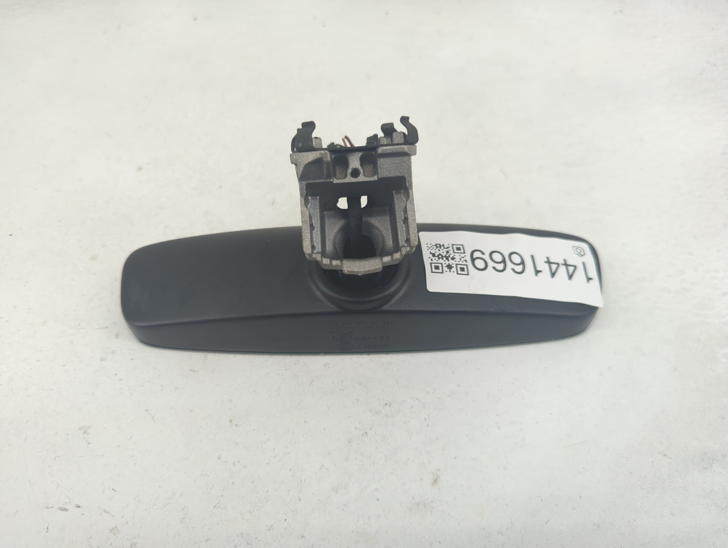 2024 Audi A4 Interior Rear View Mirror Replacement OEM P/N:E11048406 Fits OEM Used Auto Parts - Oemusedautoparts1.com