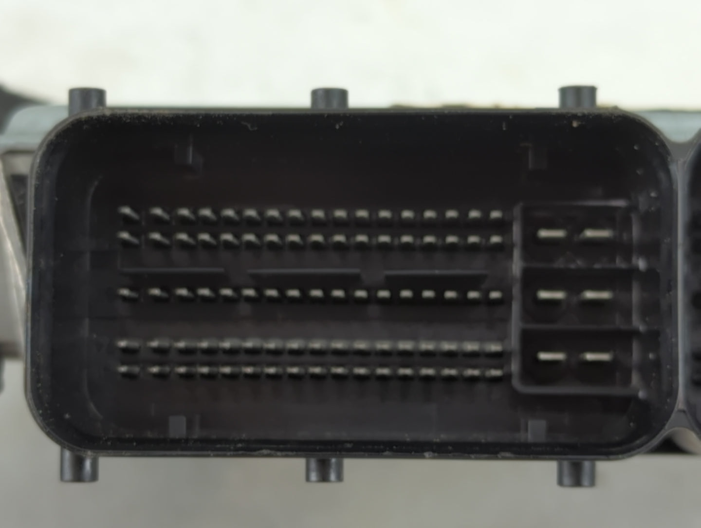 2024 Audi Q3 PCM Engine Control Computer ECU ECM PCU OEM P/N:06K 907 425 J Fits OEM Used Auto Parts - Oemusedautoparts1.com