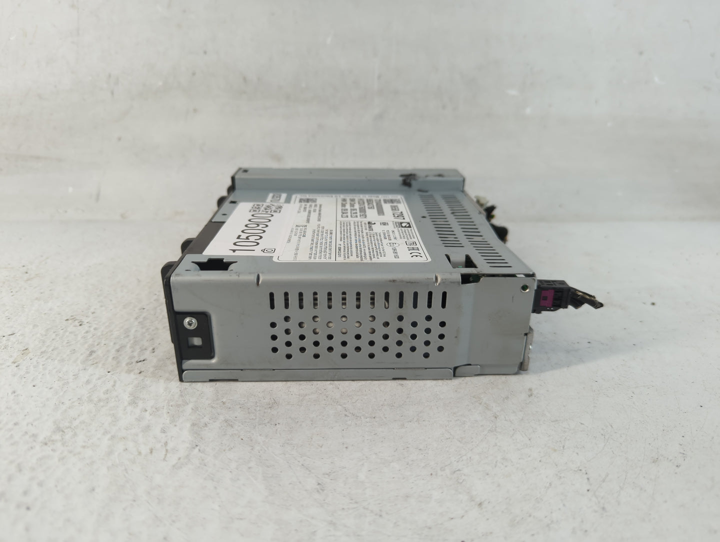 2024 Buick Encore Radio AM FM Cd Player Receiver Replacement P/N:86587297 Fits OEM Used Auto Parts - Oemusedautoparts1.com