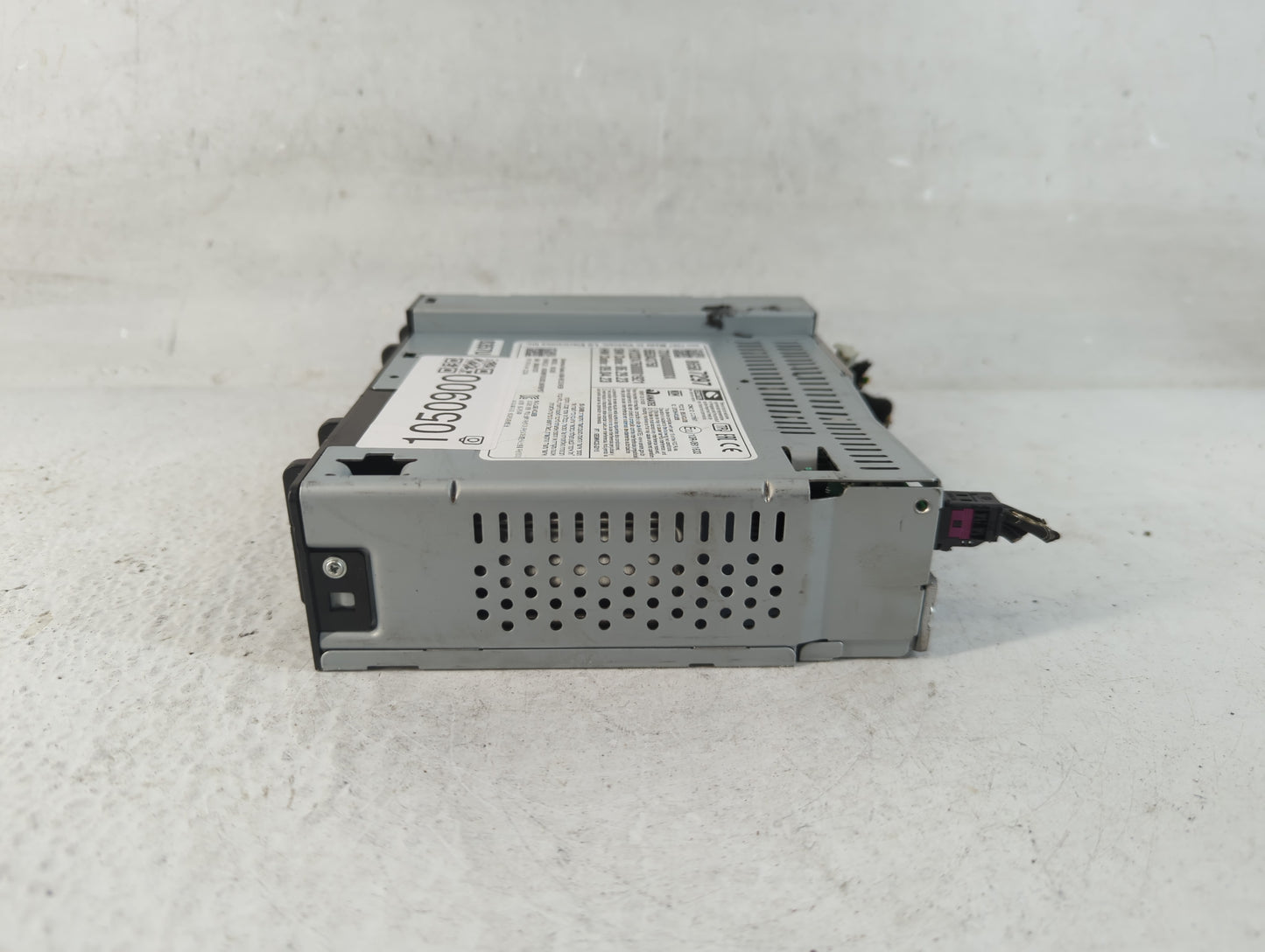 2024 Buick Encore Radio AM FM Cd Player Receiver Replacement P/N:86587297 Fits OEM Used Auto Parts - Oemusedautoparts1.com