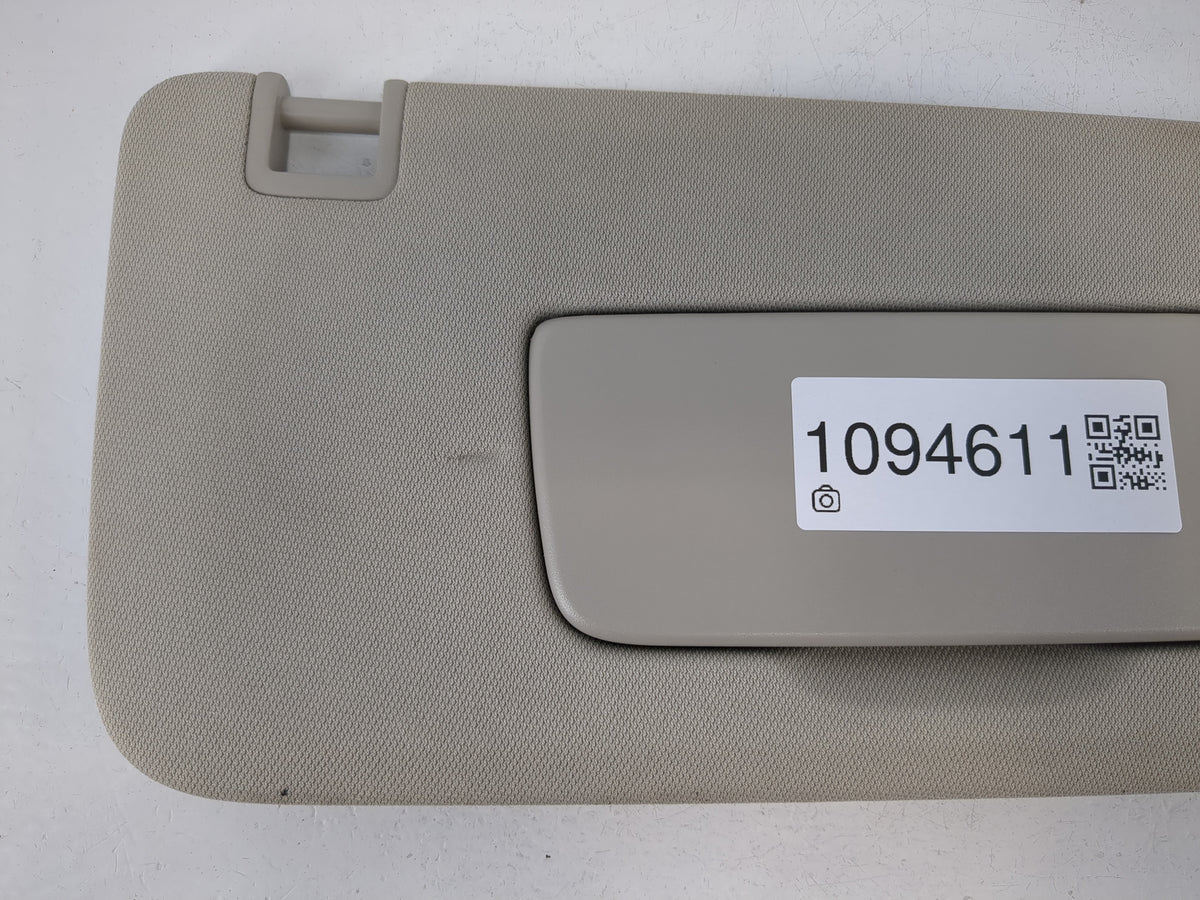 2024 Buick Encore Sun Visor Shade Replacement Passenger Right Mirror Fits OEM Used Auto Parts - Oemusedautoparts1.com