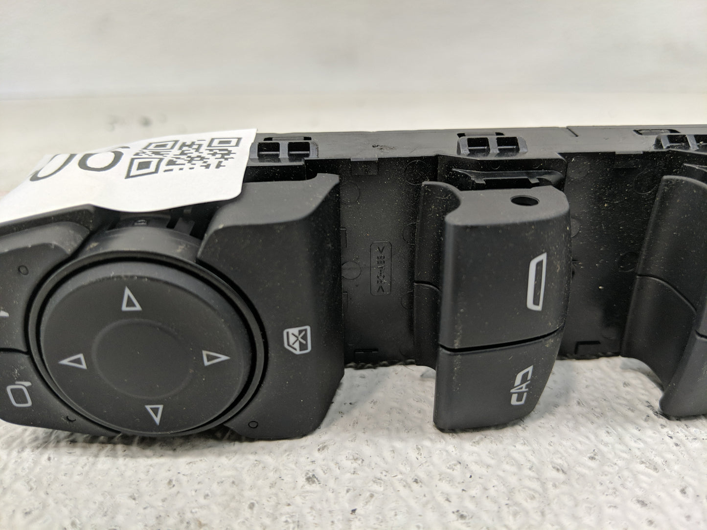 2020-2021 Buick Encore Master Power Window Switch Replacement Driver Side Left P/N:9BFL3464 Fits OEM Used Auto Parts - Oemus